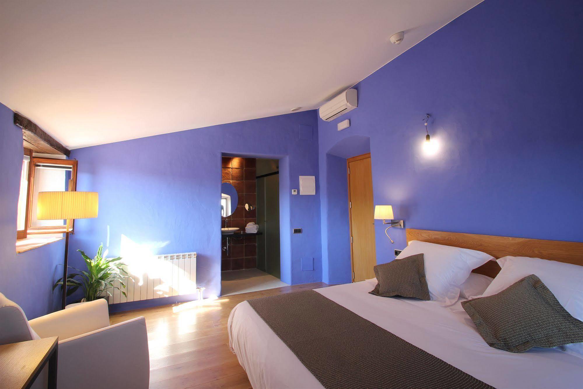 Hotel Can Cuch Cánoves Exteriör bild
